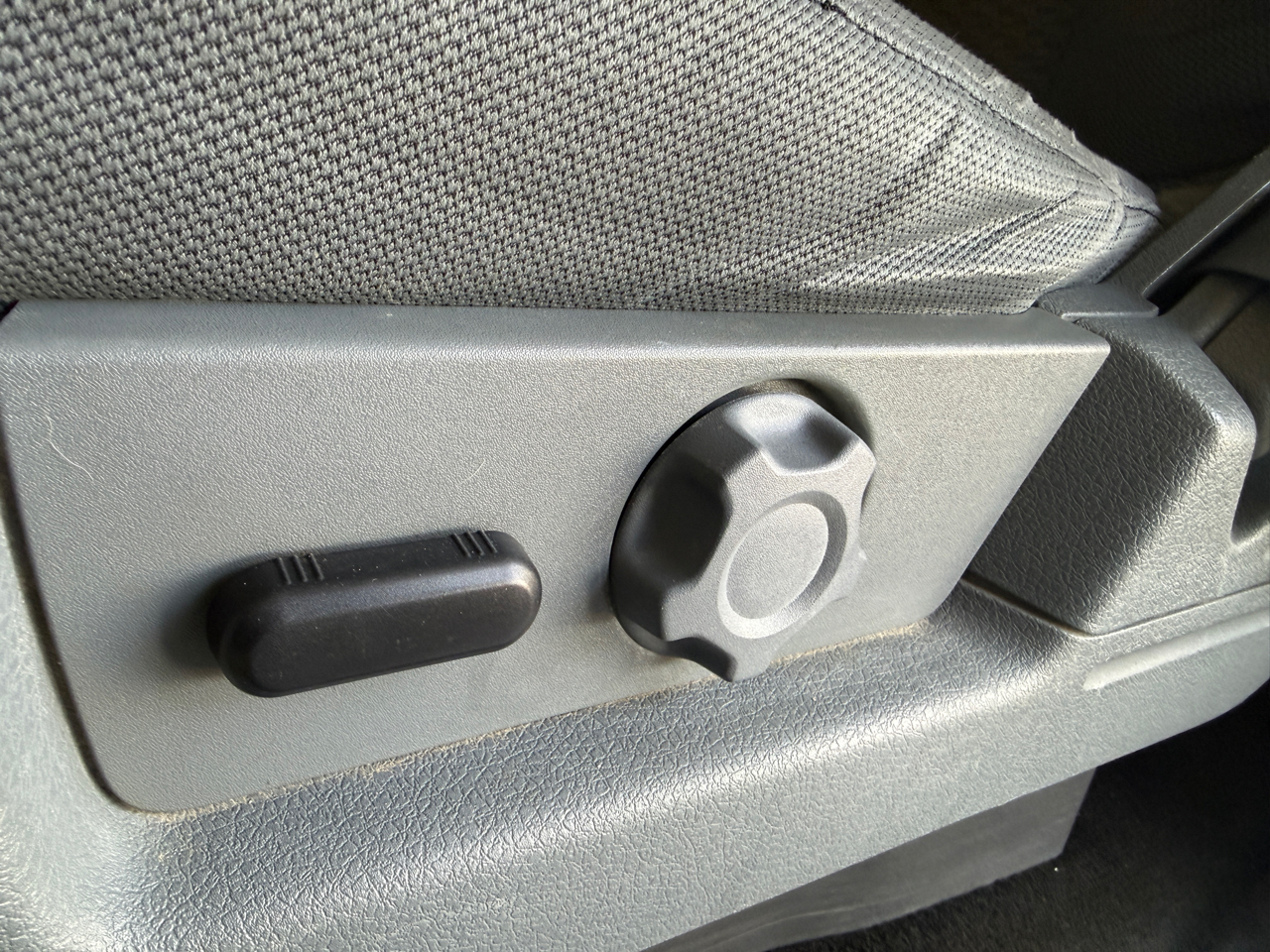 Ford F-150 4WD SuperCrew 145" XL 2013