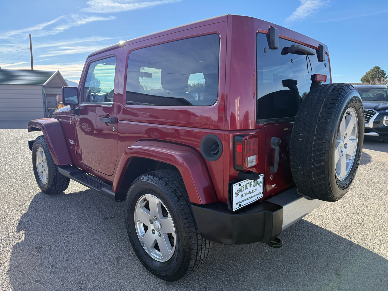 Jeep Wrangler 4WD 2dr Sahara 2011
