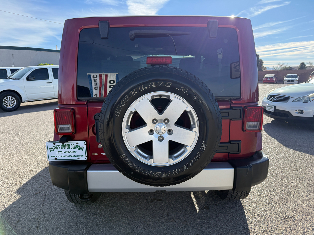 Jeep Wrangler 4WD 2dr Sahara 2011