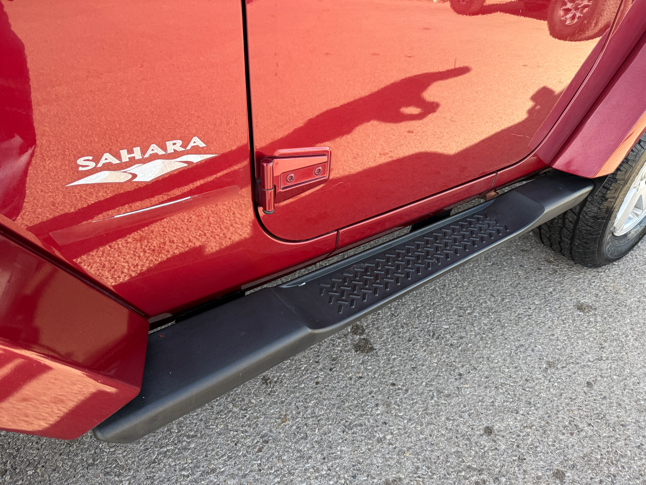 Jeep Wrangler 4WD 2dr Sahara 2011