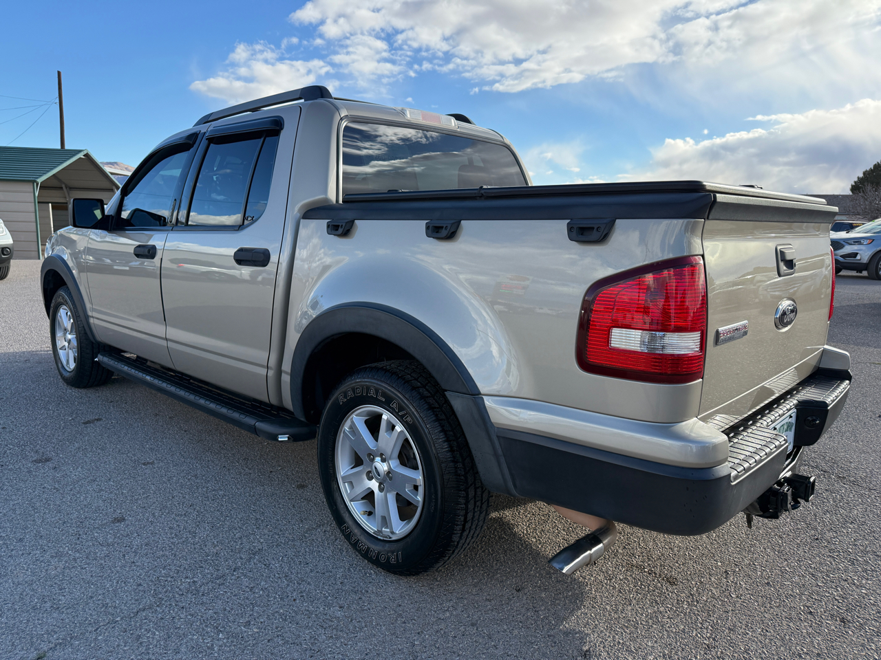 Ford Explorer Sport Trac 2WD 4dr V6 XLT 2007