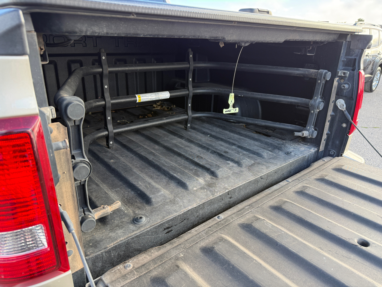 Ford Explorer Sport Trac 2WD 4dr V6 XLT 2007