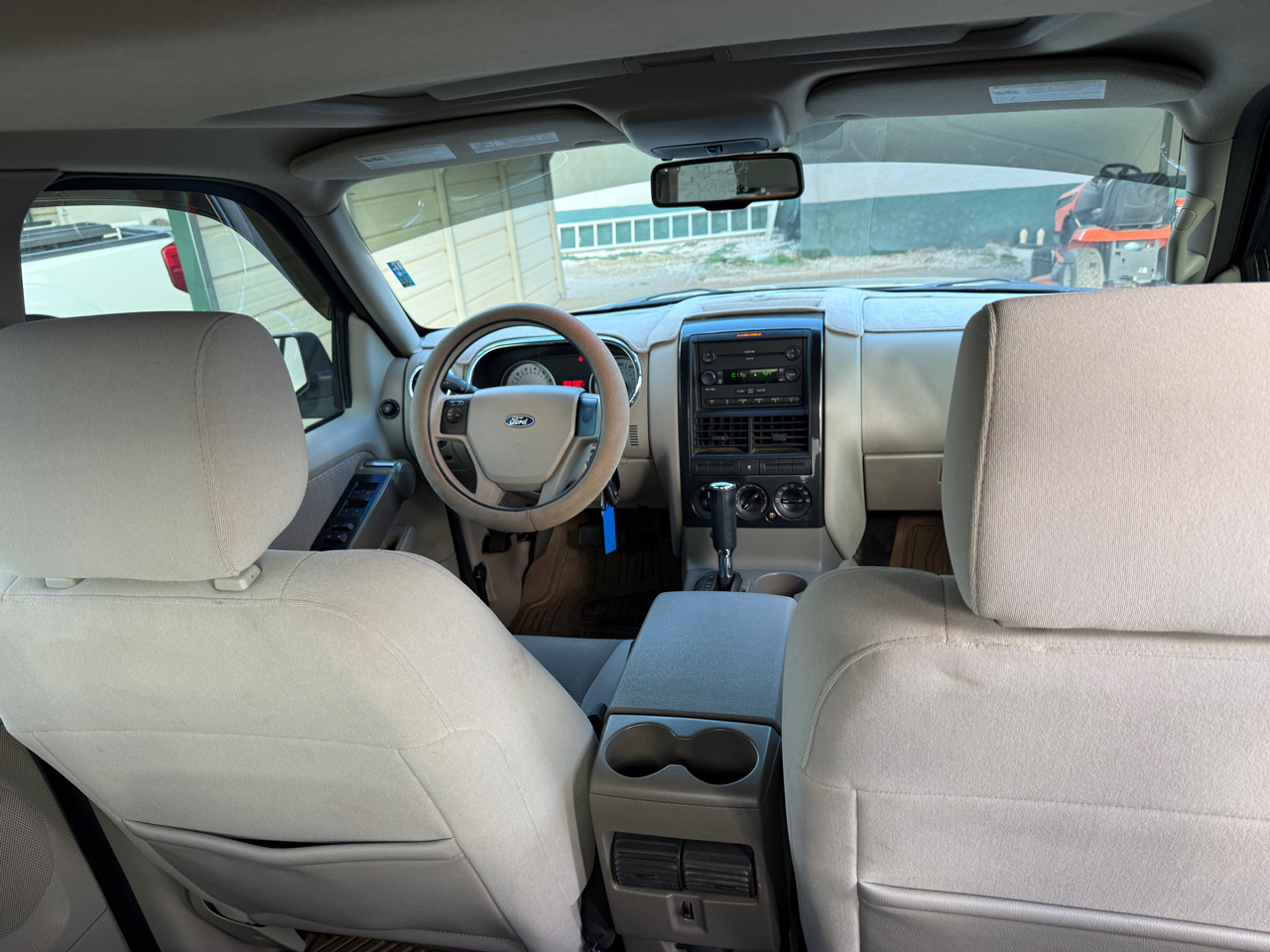 Ford Explorer Sport Trac 2WD 4dr V6 XLT 2007