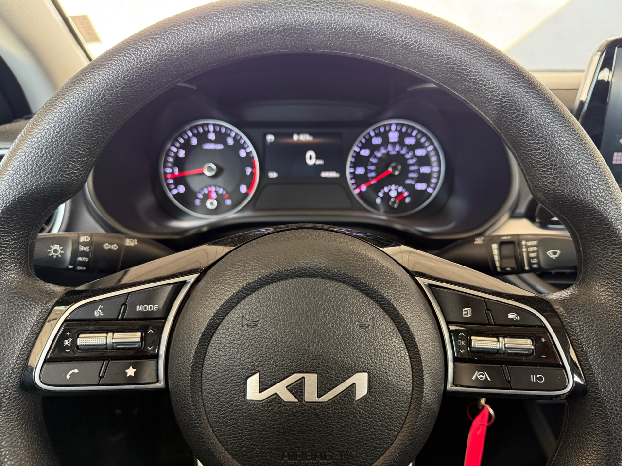 Kia Forte LXS IVT 2024