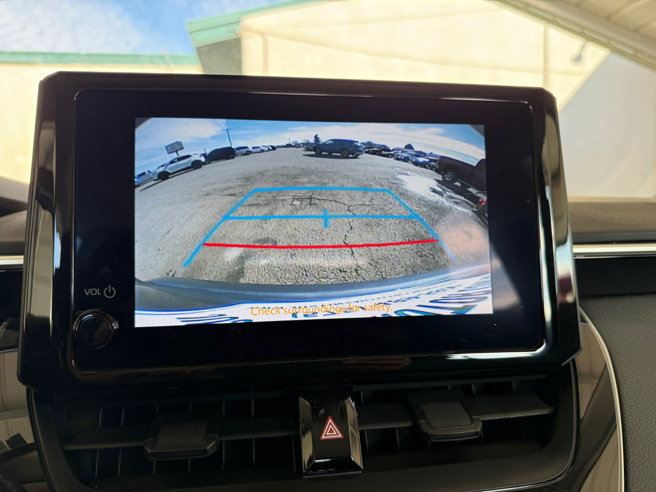 Toyota Corolla LE CVT (Natl) 2024