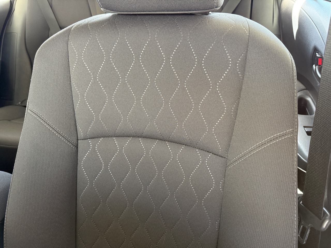 Toyota Corolla LE CVT (Natl) 2024