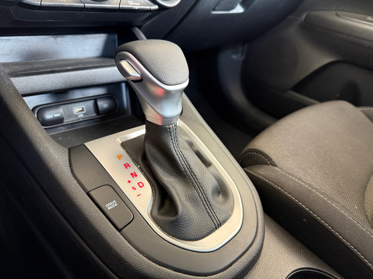 Kia Forte LXS IVT 2024