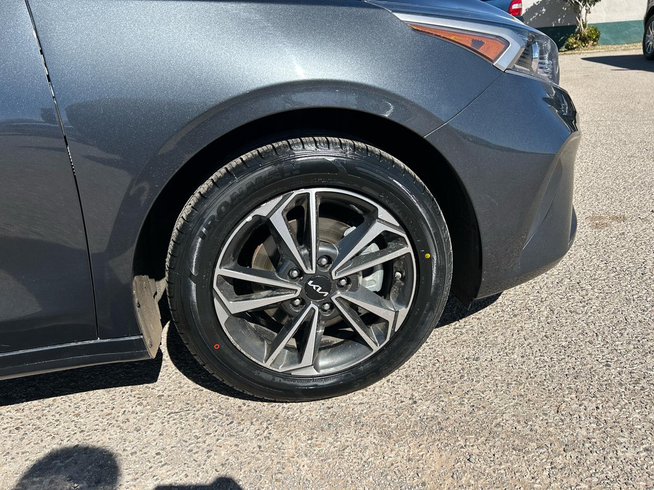 Kia Forte LXS IVT 2024