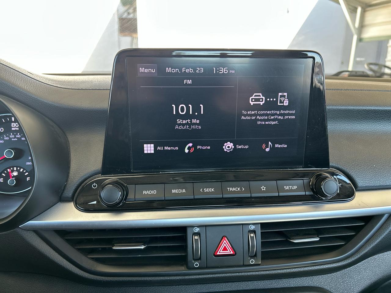 Kia Forte LXS IVT 2024