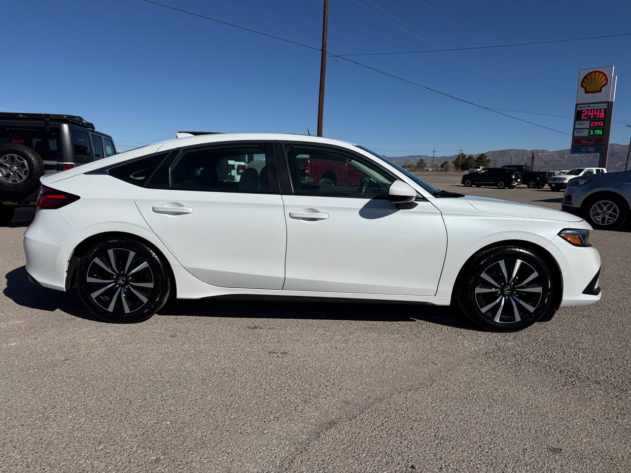 Honda Civic Hatchback EX-L CVT 2022