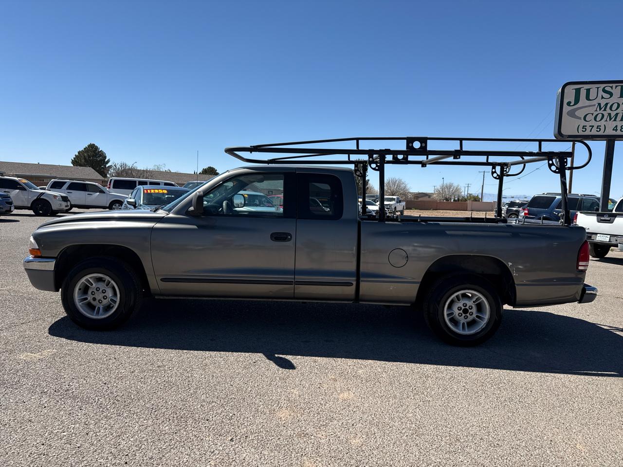 Dodge Dakota Club Cab 131" WB Base 2000