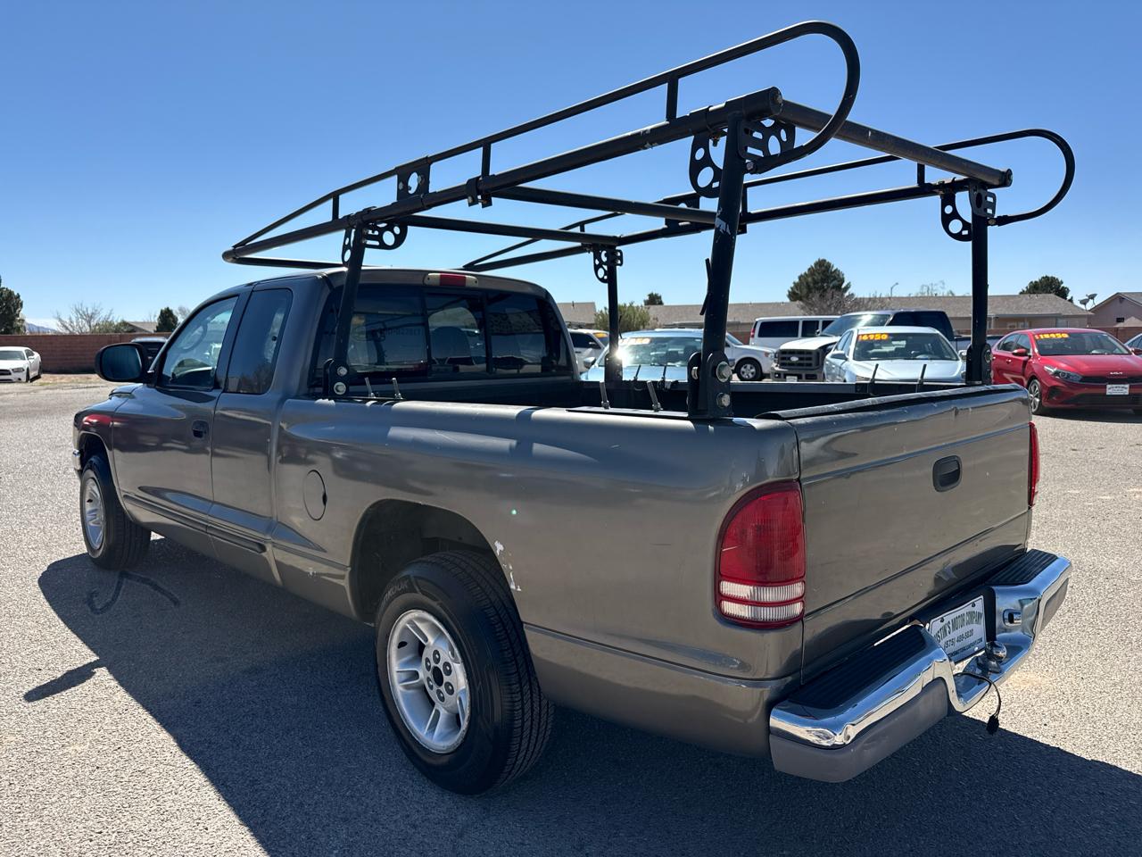 Dodge Dakota Club Cab 131" WB Base 2000