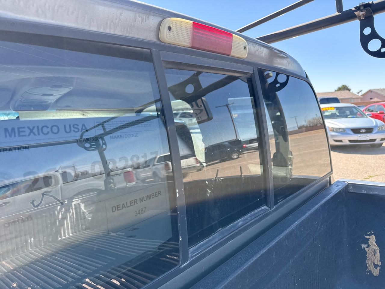 Dodge Dakota Club Cab 131" WB Base 2000