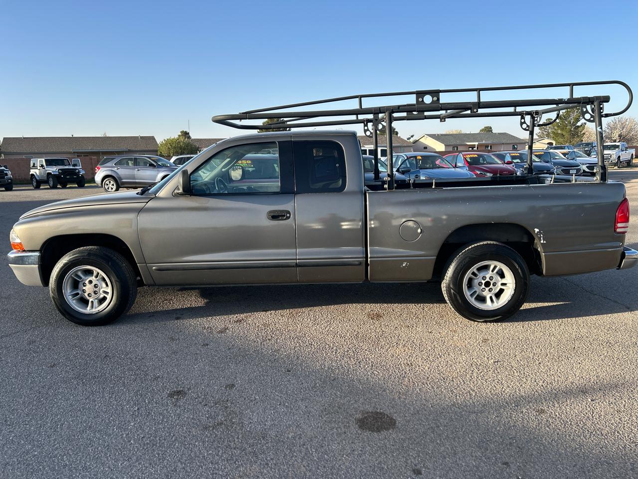 Dodge Dakota Club Cab 131" WB Base 2000