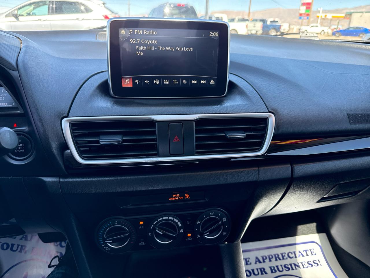 Mazda MAZDA3 4dr Sdn Auto i Touring 2016