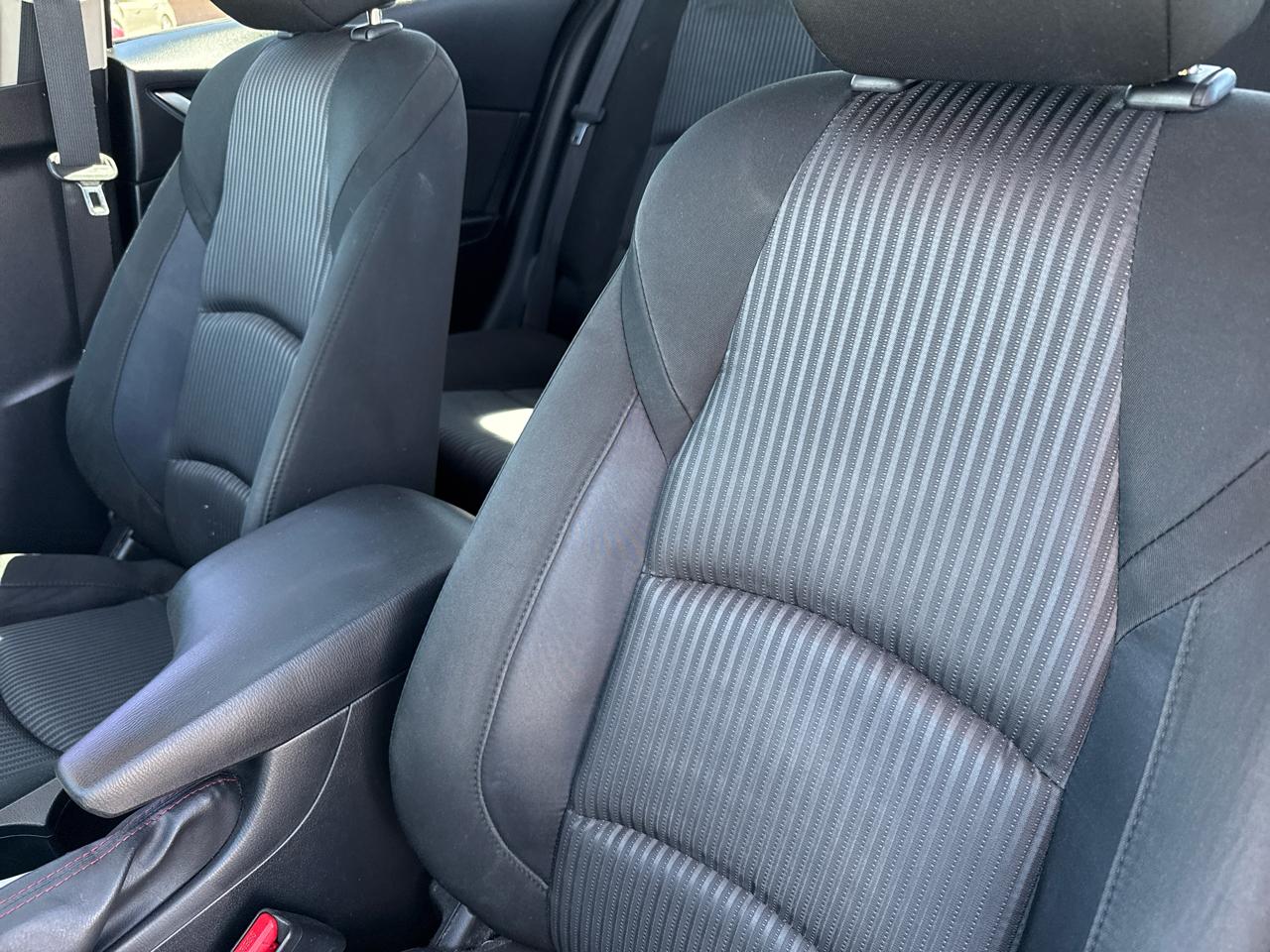 Mazda MAZDA3 4dr Sdn Auto i Touring 2016