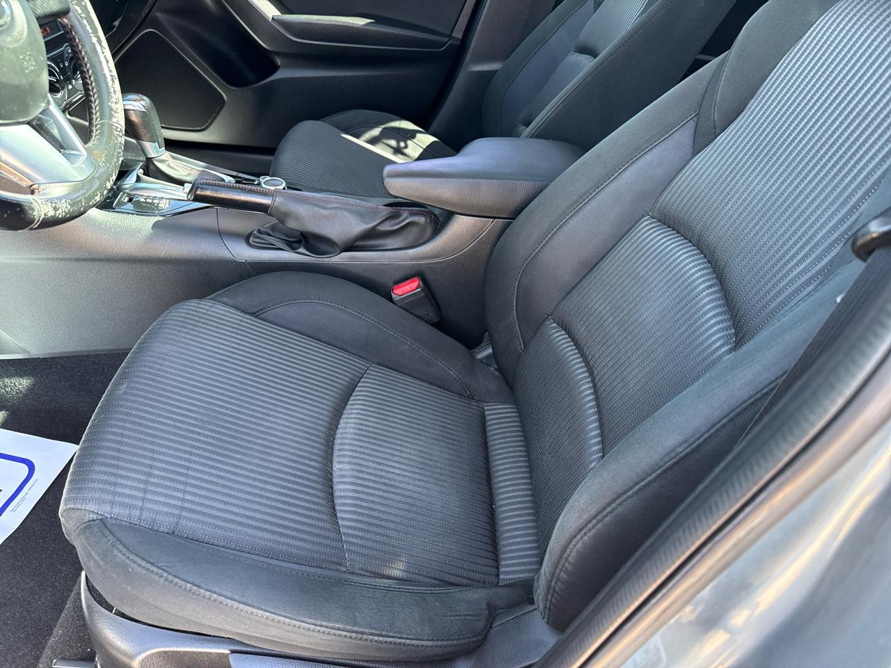 Mazda MAZDA3 4dr Sdn Auto i Touring 2016