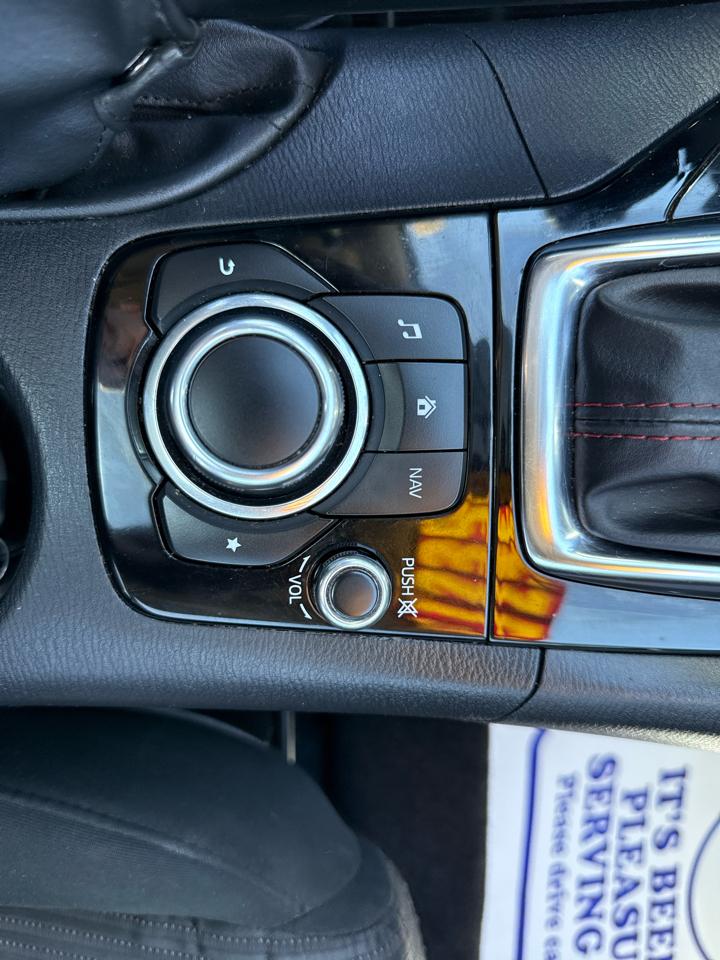 Mazda MAZDA3 4dr Sdn Auto i Touring 2016