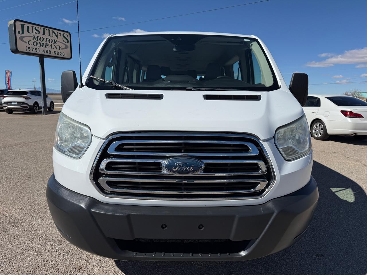 Ford Transit Wagon T-350 148" Low Roof XL Swing-Out RH Dr 2015