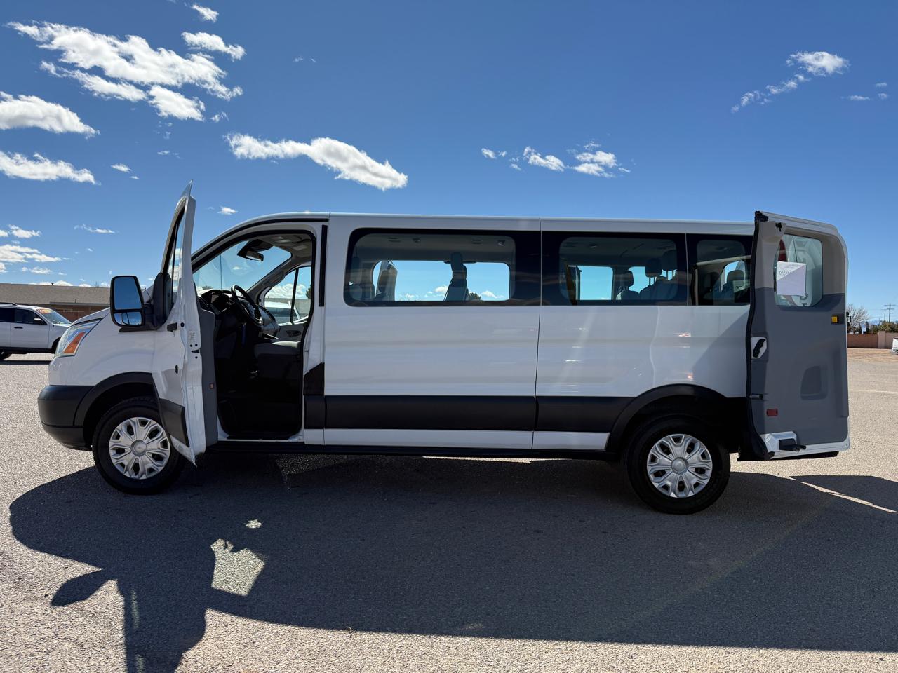 Ford Transit Wagon T-350 148" Low Roof XL Swing-Out RH Dr 2015