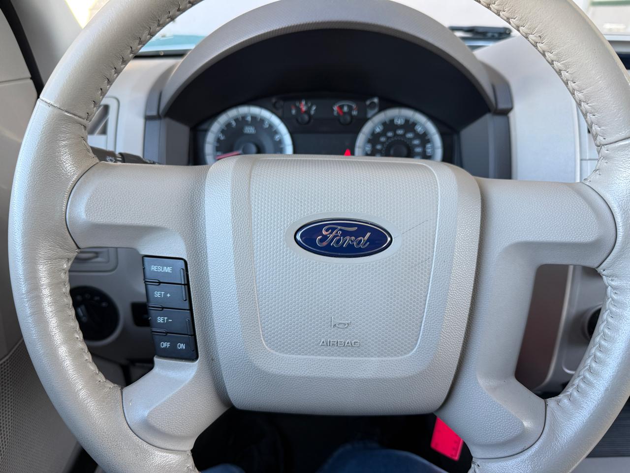 Ford Escape FWD 4dr V6 Auto XLT 2009