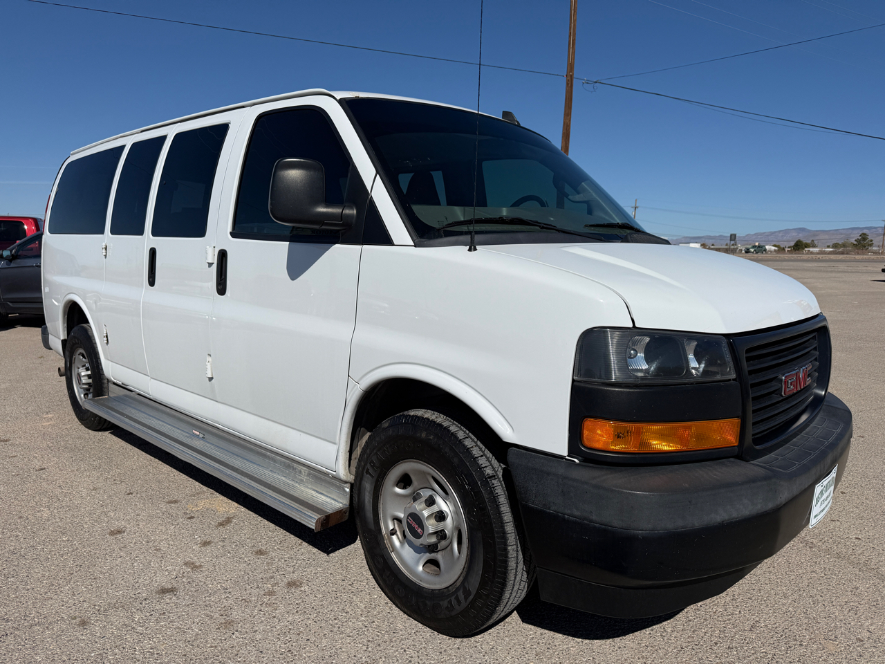 GMC Savana Passenger RWD 2500 135" LS 2019