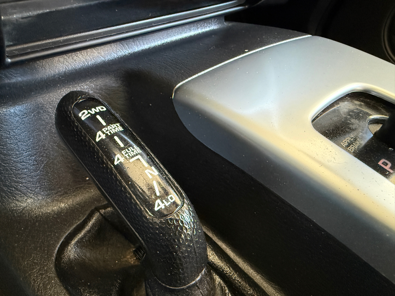 Jeep Liberty 4dr Limited 4WD 2004