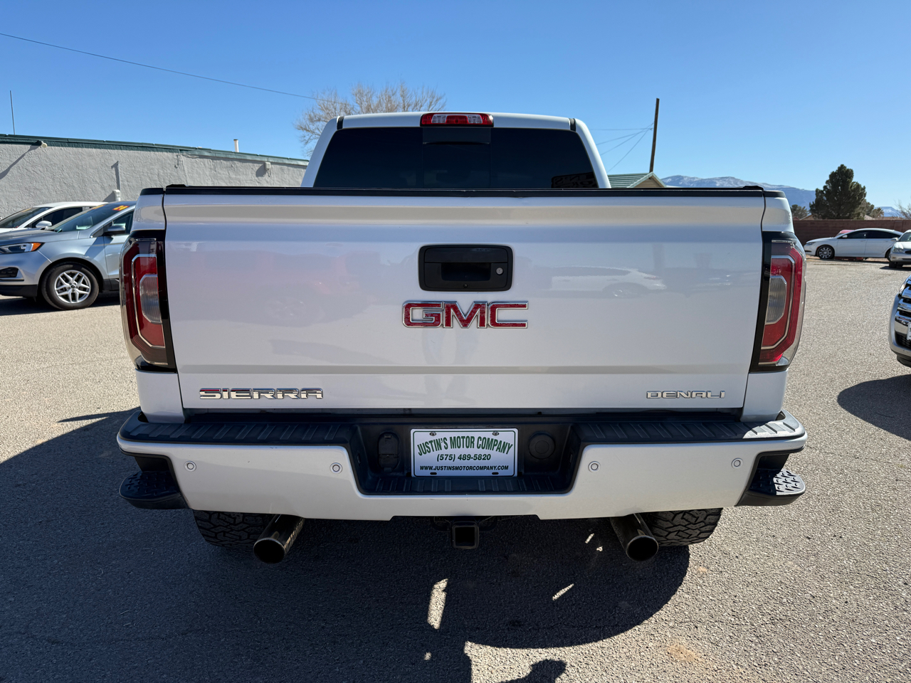 GMC Sierra 1500 4WD Crew Cab 143.5" Denali 2018