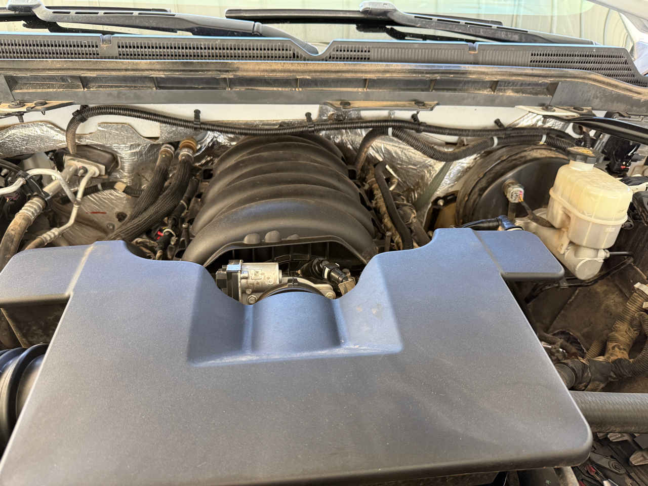 GMC Sierra 1500 4WD Crew Cab 143.5" Denali 2018