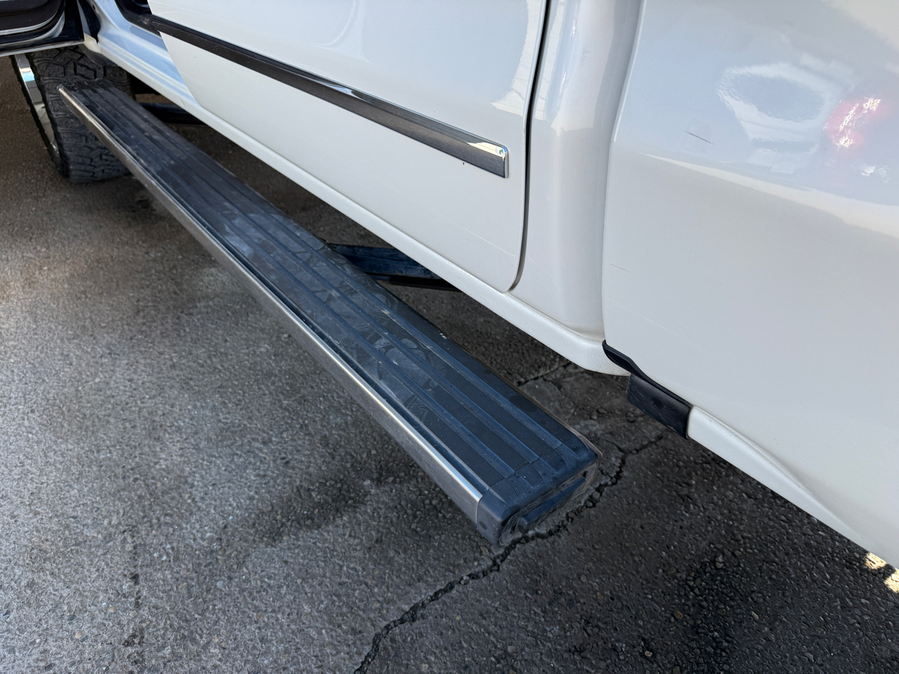 GMC Sierra 1500 4WD Crew Cab 143.5" Denali 2018