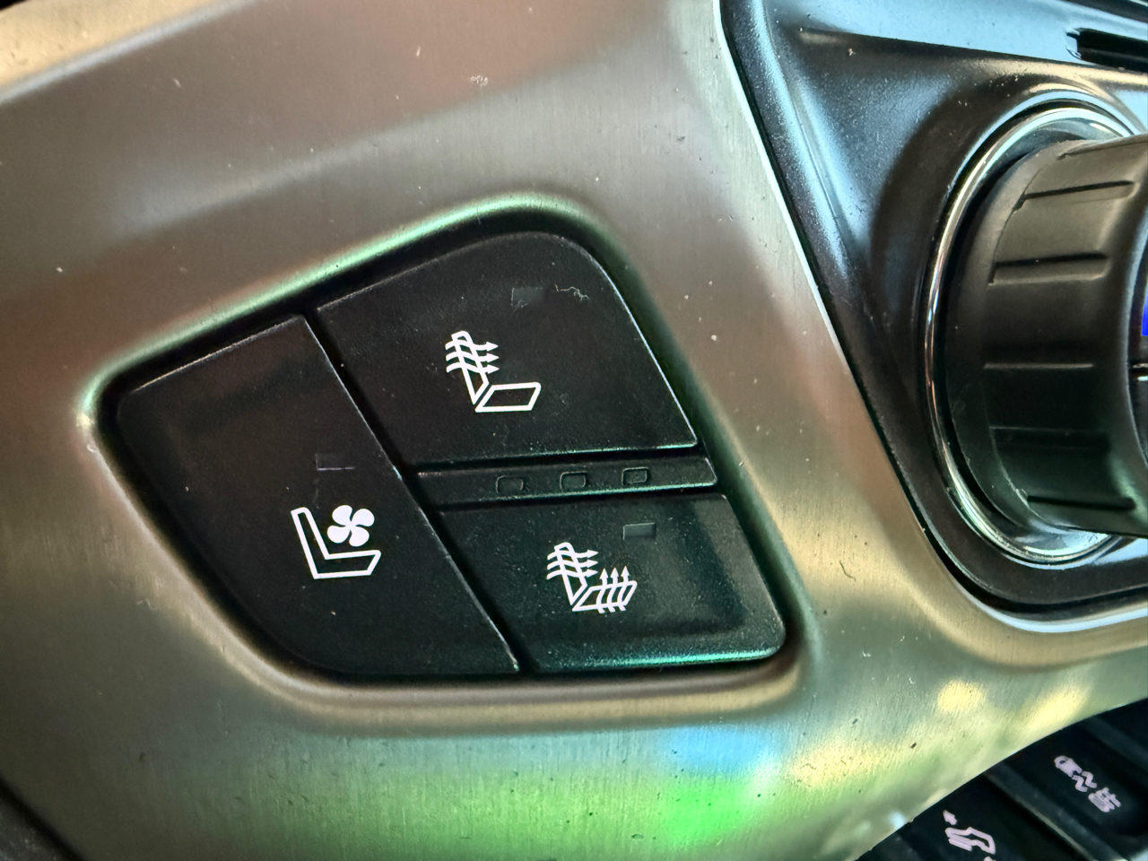 GMC Sierra 1500 4WD Crew Cab 143.5" Denali 2018