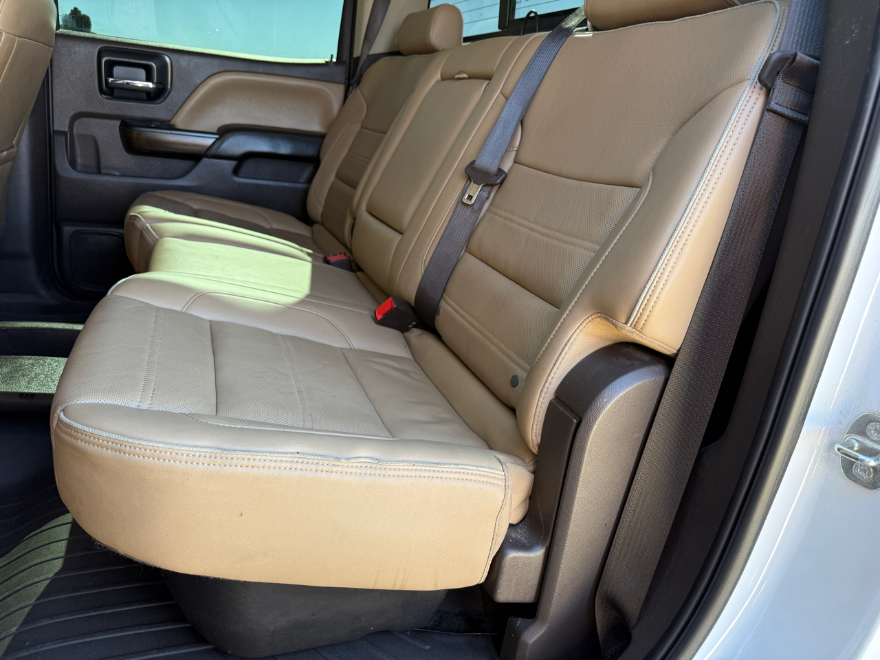 GMC Sierra 1500 4WD Crew Cab 143.5" Denali 2018