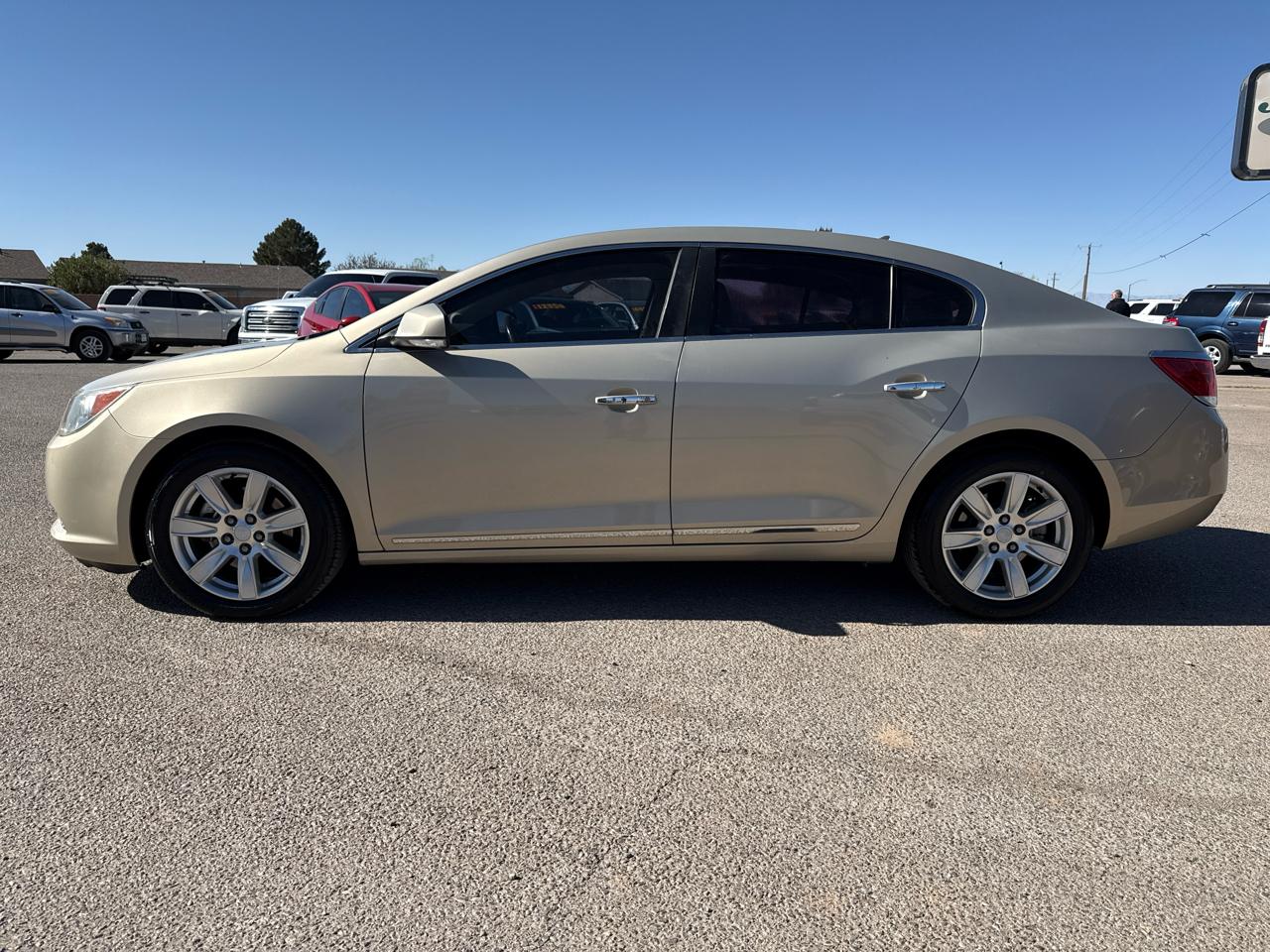 Buick LaCrosse  2012