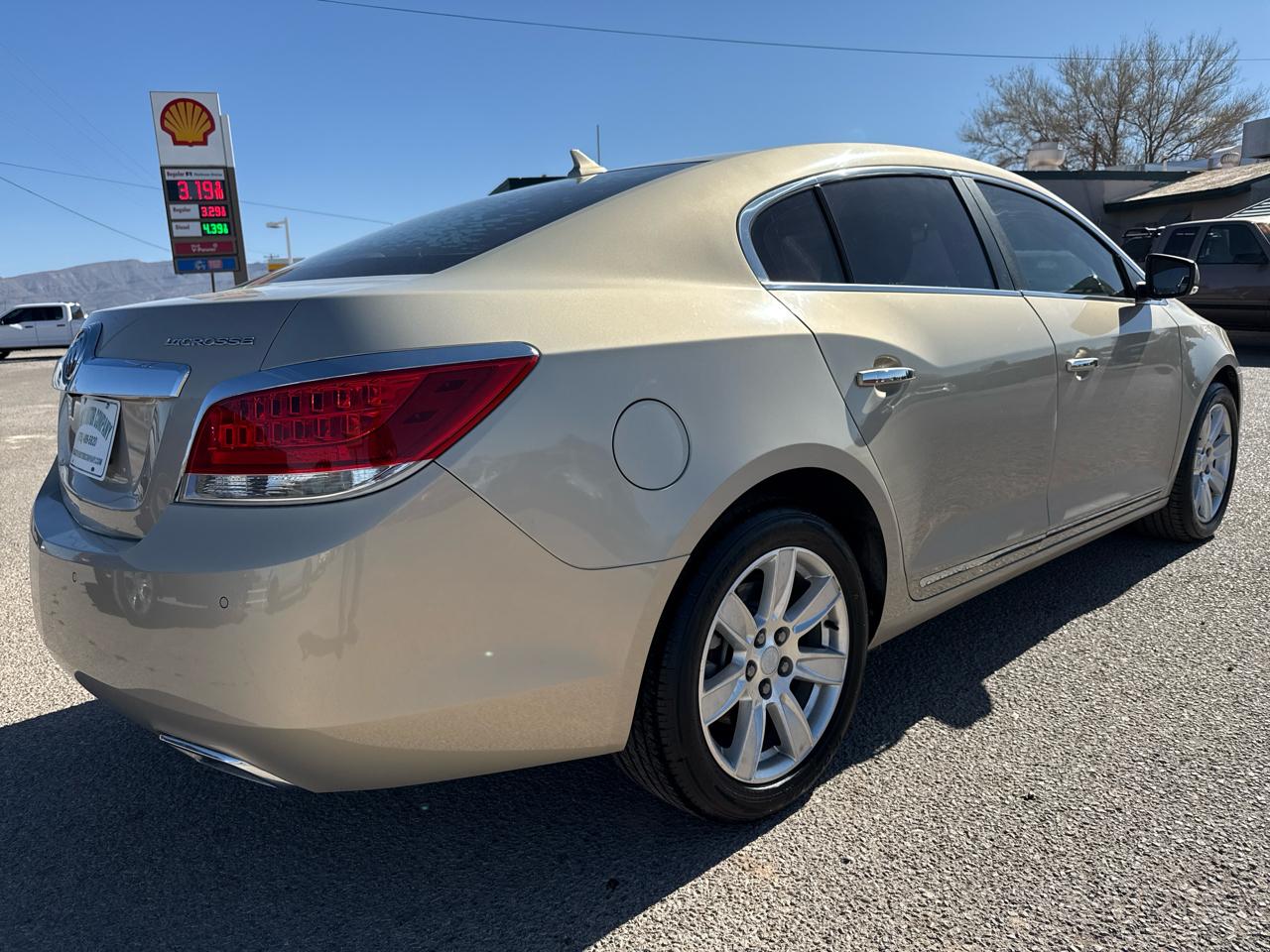 Buick LaCrosse  2012