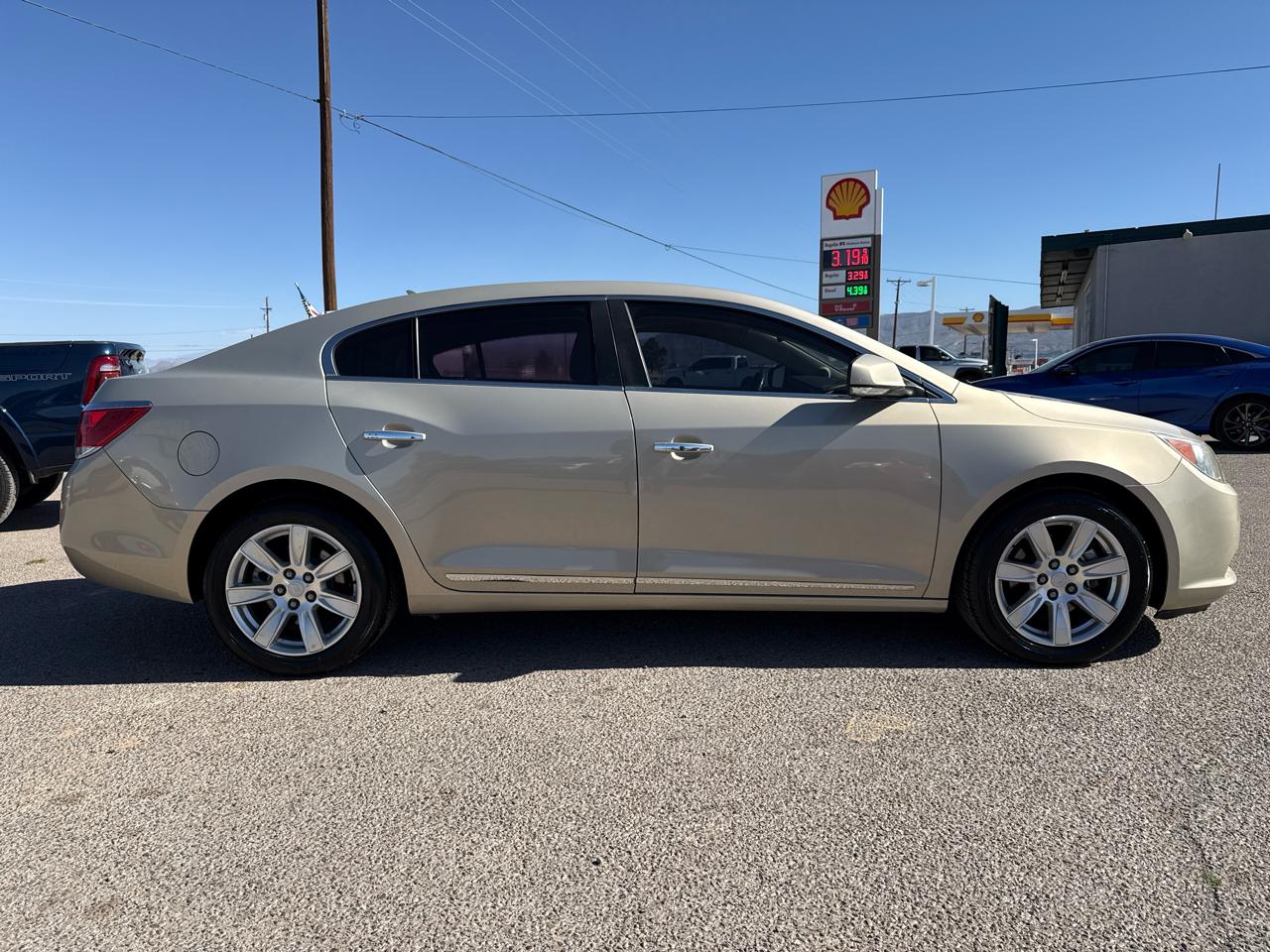 Buick LaCrosse  2012