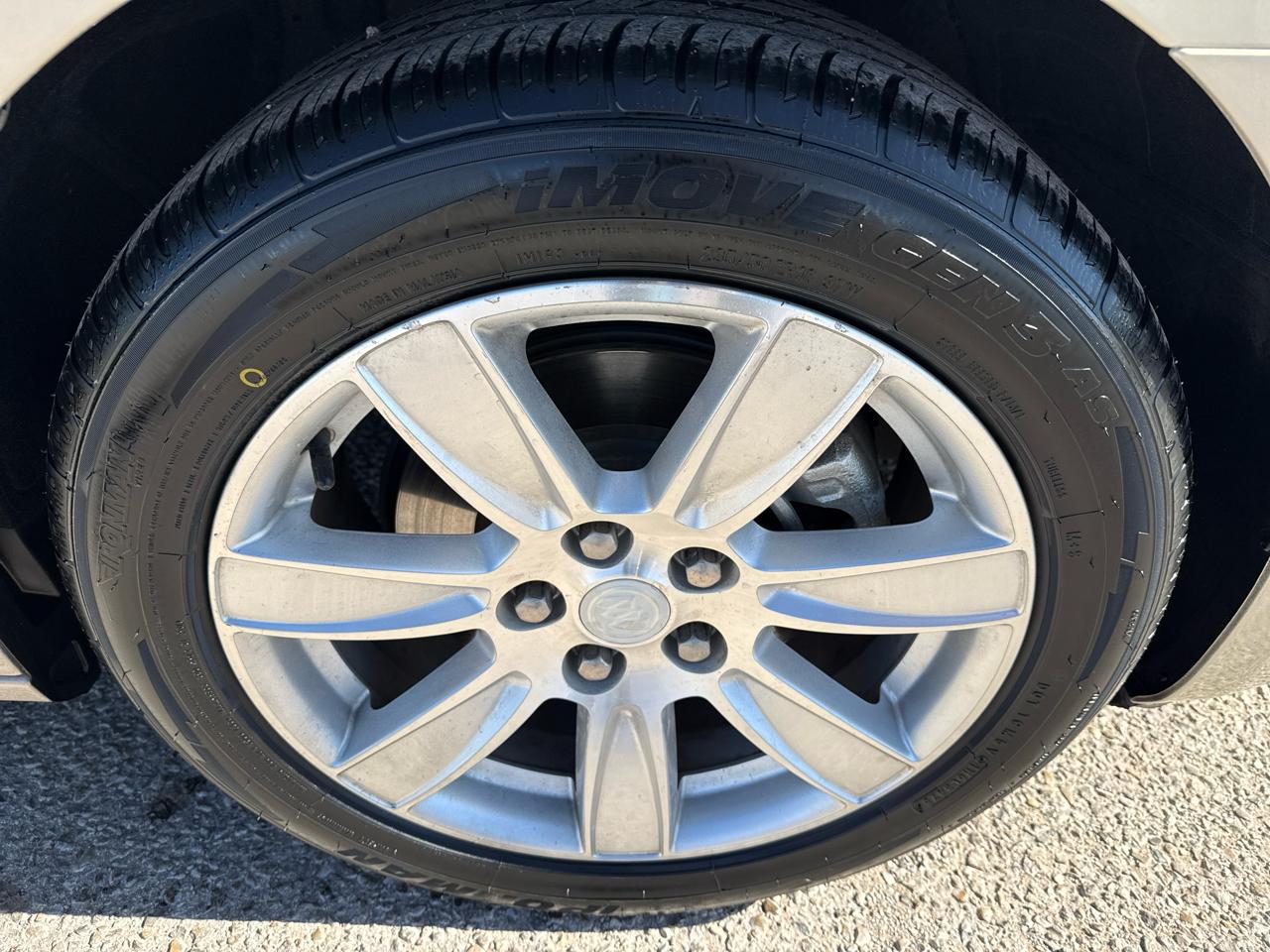 Buick LaCrosse  2012