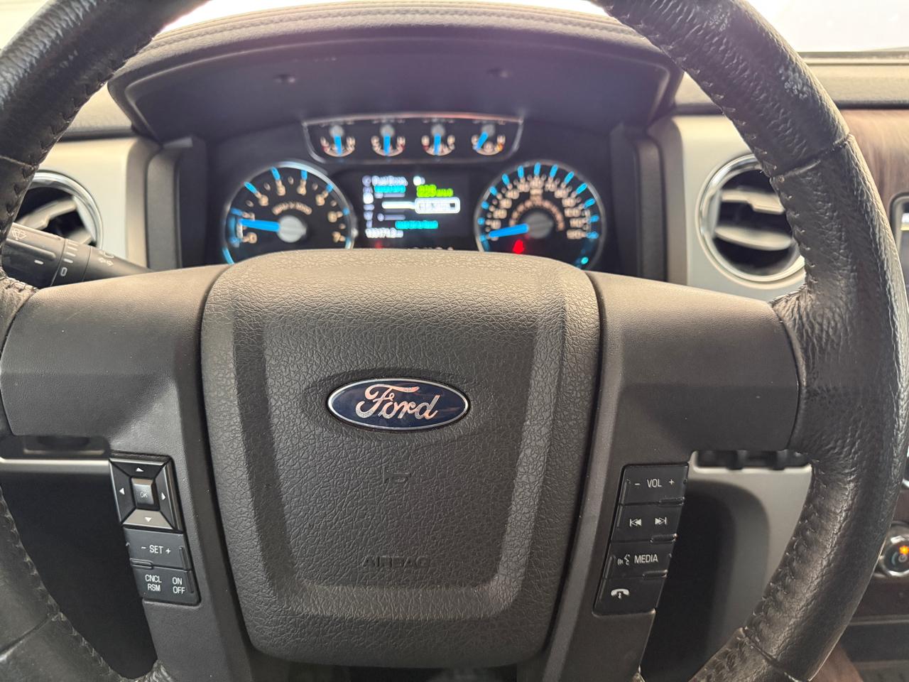 Ford F-150 4WD SuperCrew 157" Lariat 2014