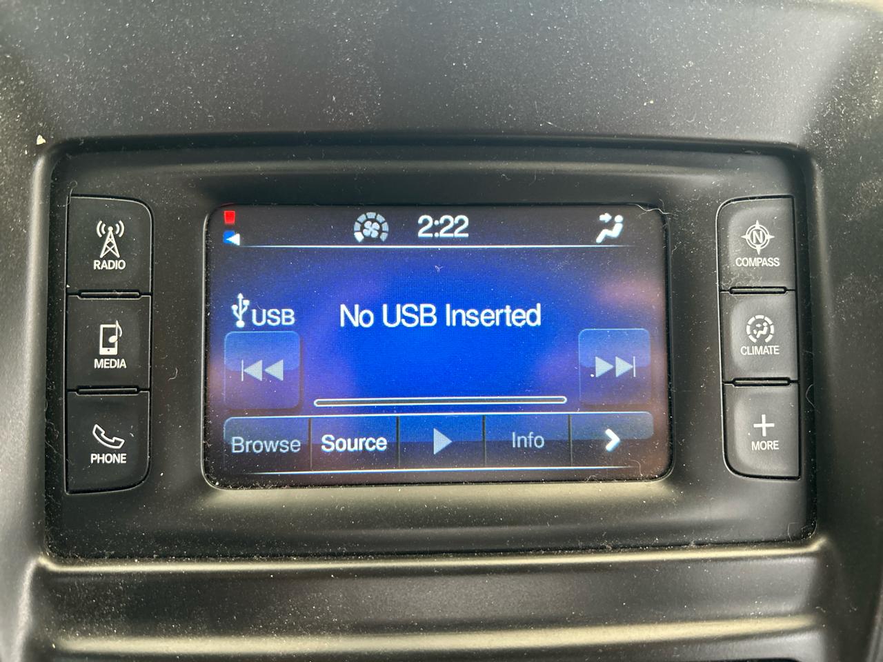 Chrysler 200 4dr Sdn Limited FWD 2016