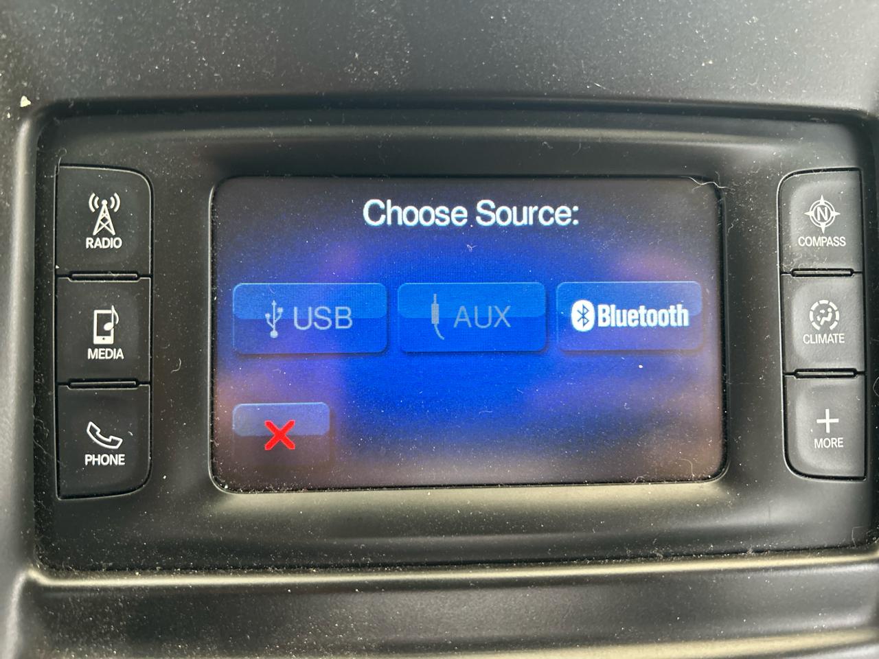 Chrysler 200 4dr Sdn Limited FWD 2016