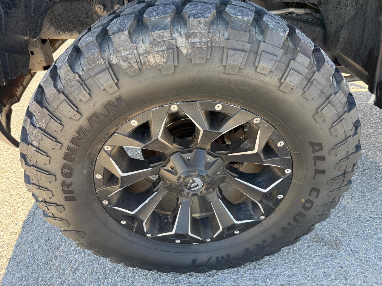 RAM 1500 4WD Crew Cab 140.5" Lone Star 2015