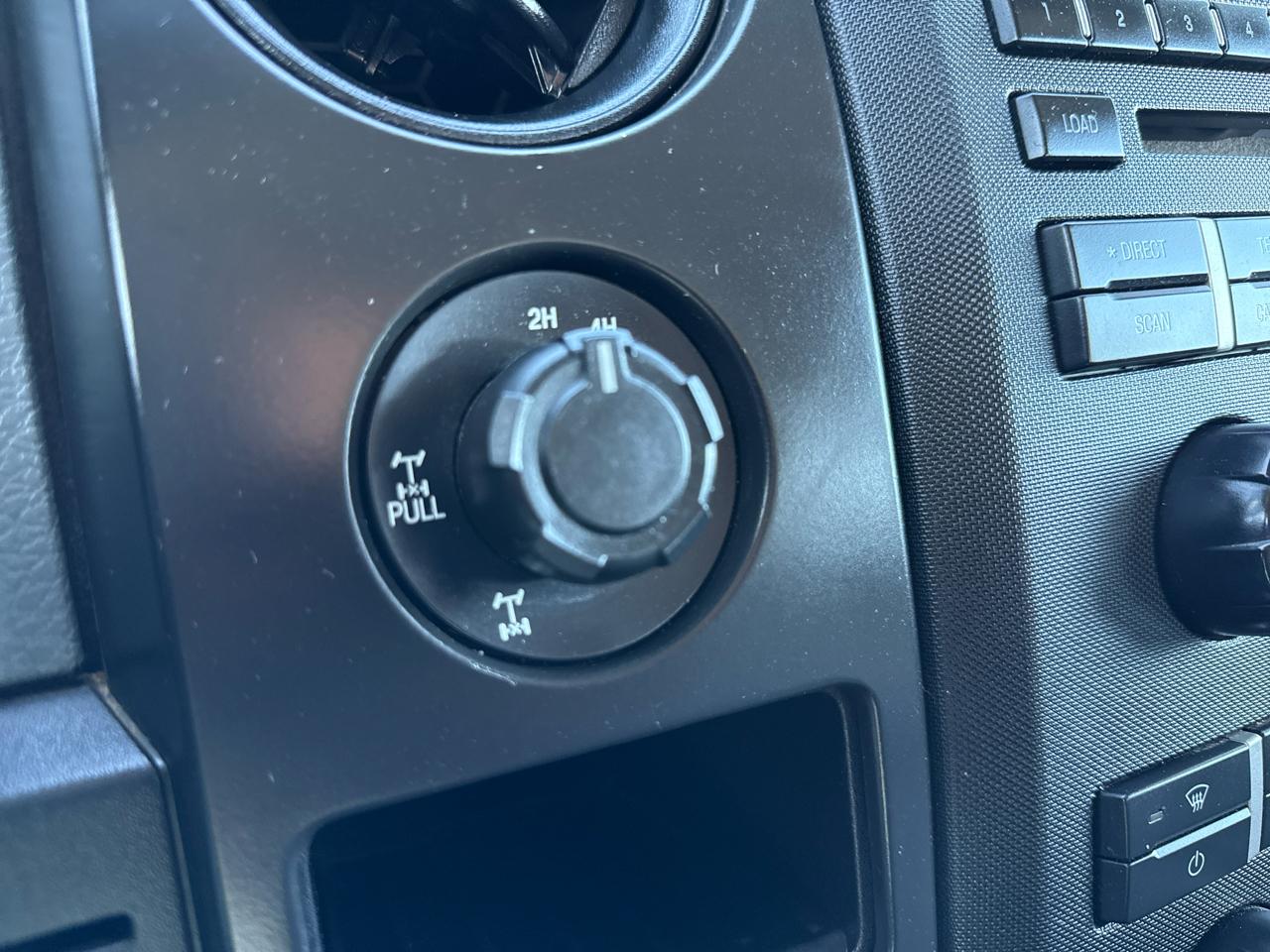 Ford F-150 4WD SuperCrew 145" XL 2013