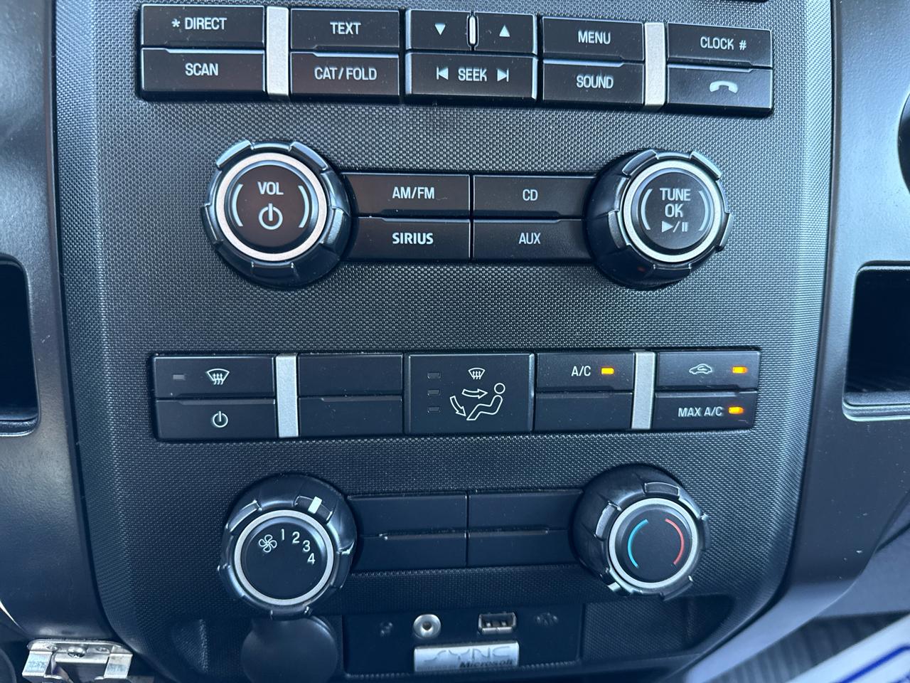 Ford F-150 4WD SuperCrew 145" XL 2013