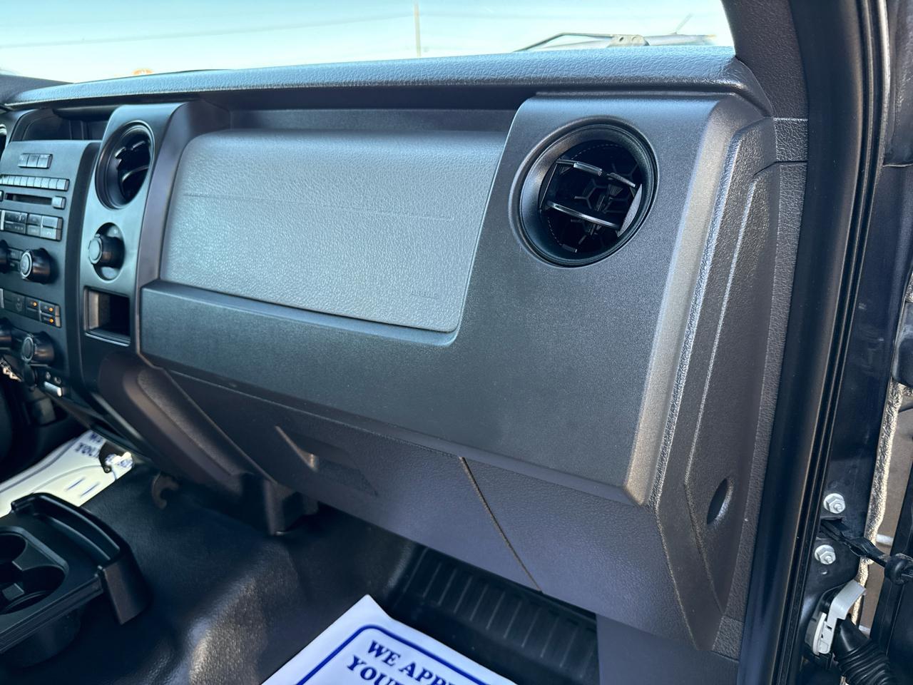 Ford F-150 4WD SuperCrew 145" XL 2013