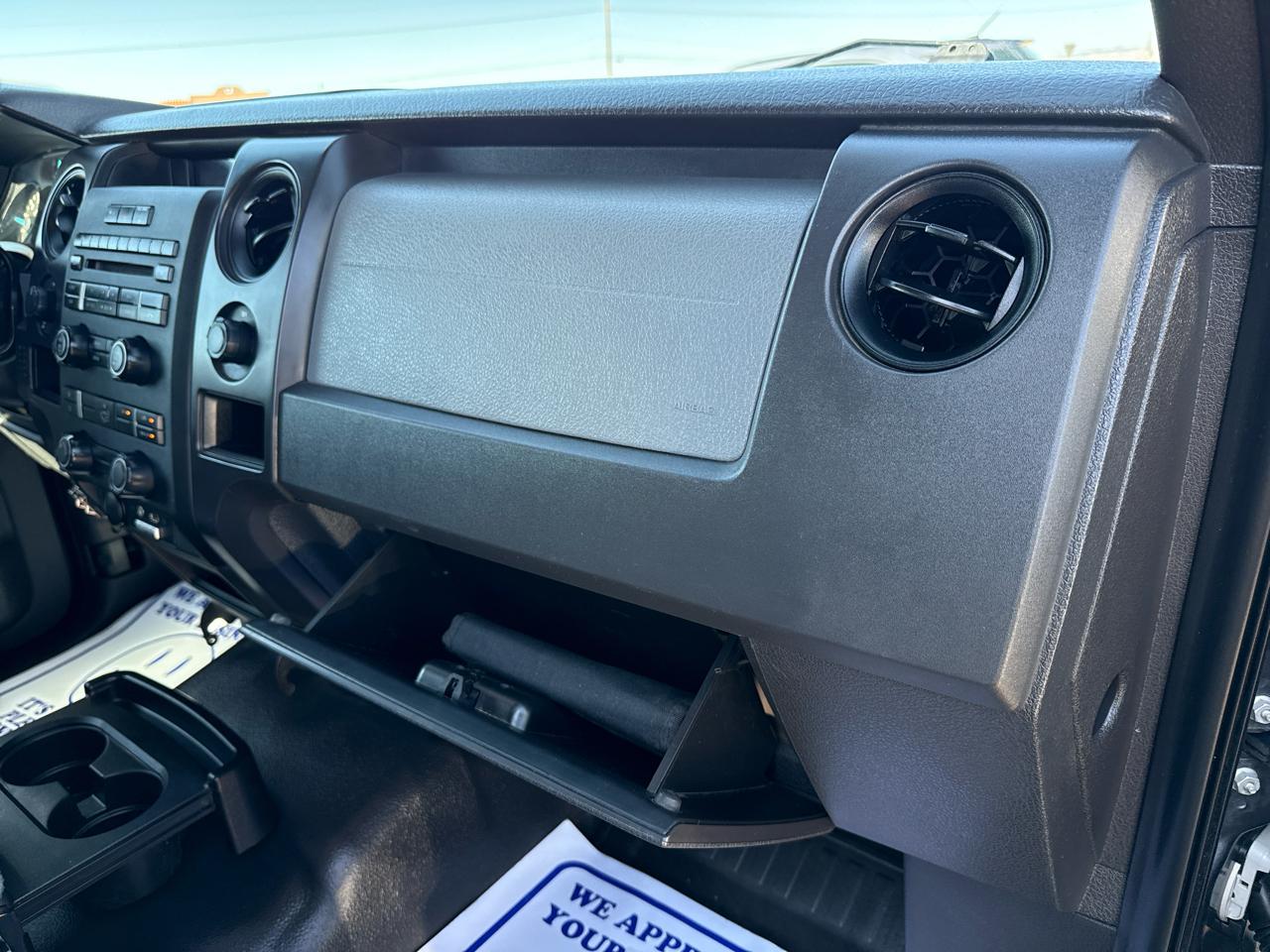 Ford F-150 4WD SuperCrew 145" XL 2013