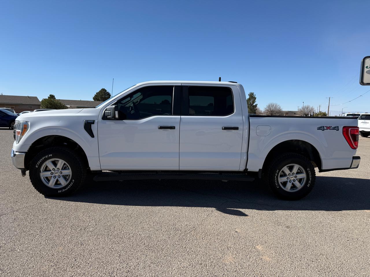 Ford F-150 XL 4WD SuperCrew 5.5' Box 2022