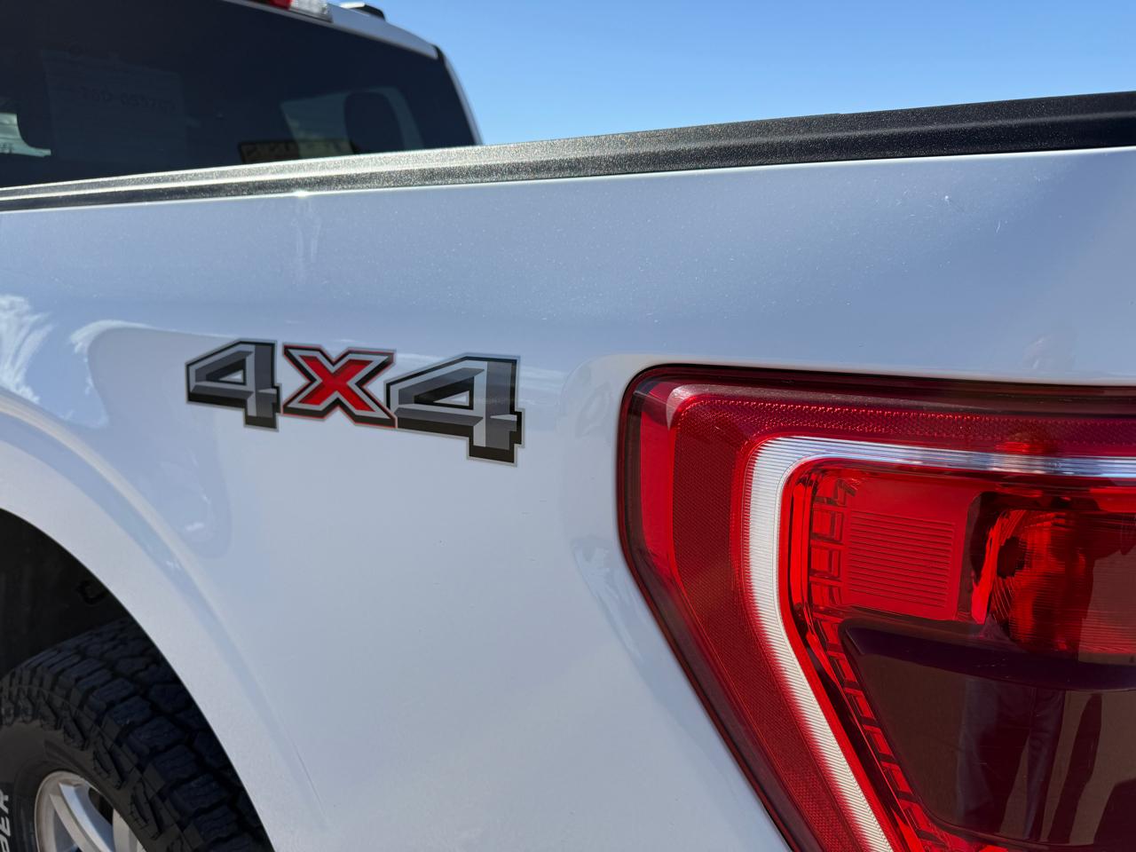 Ford F-150 XL 4WD SuperCrew 5.5' Box 2022