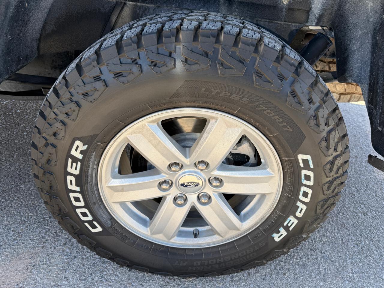 Ford F-150 XL 4WD SuperCrew 5.5' Box 2022