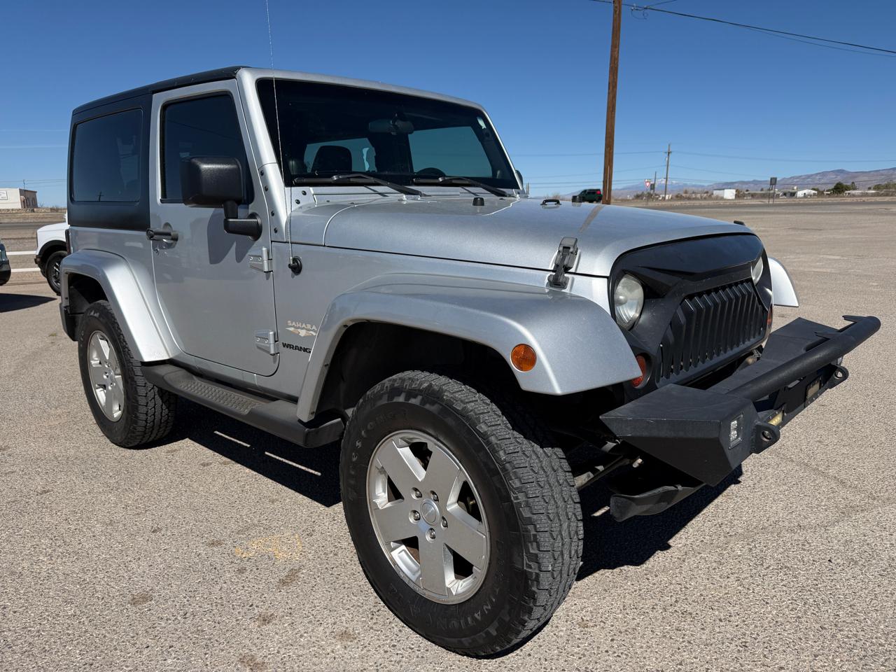 Jeep Wrangler 4WD 2dr Sahara 2011