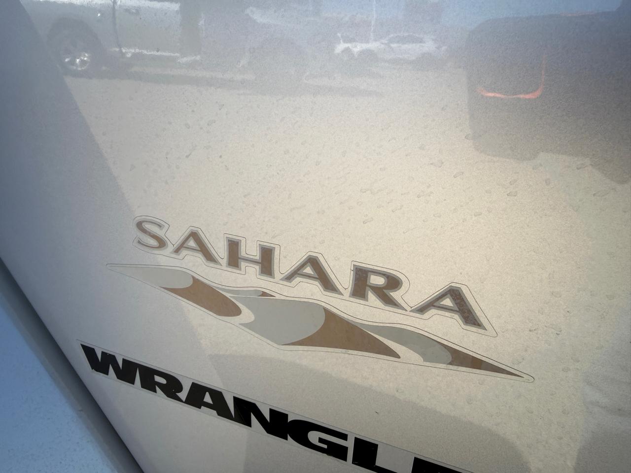 Jeep Wrangler 4WD 2dr Sahara 2011