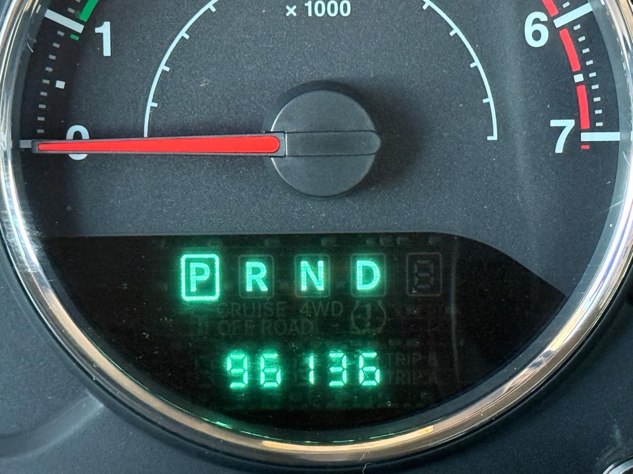 Jeep Wrangler 4WD 2dr Sahara 2011